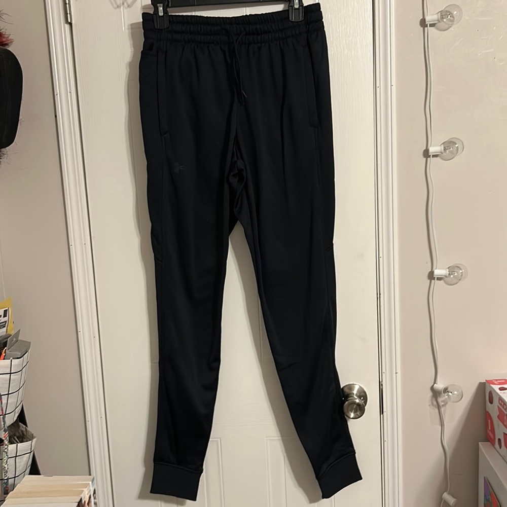Men’s Under Armour fleece joggers